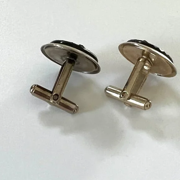 Guitar Music Note Cuff Links - Picture 4 of 4
